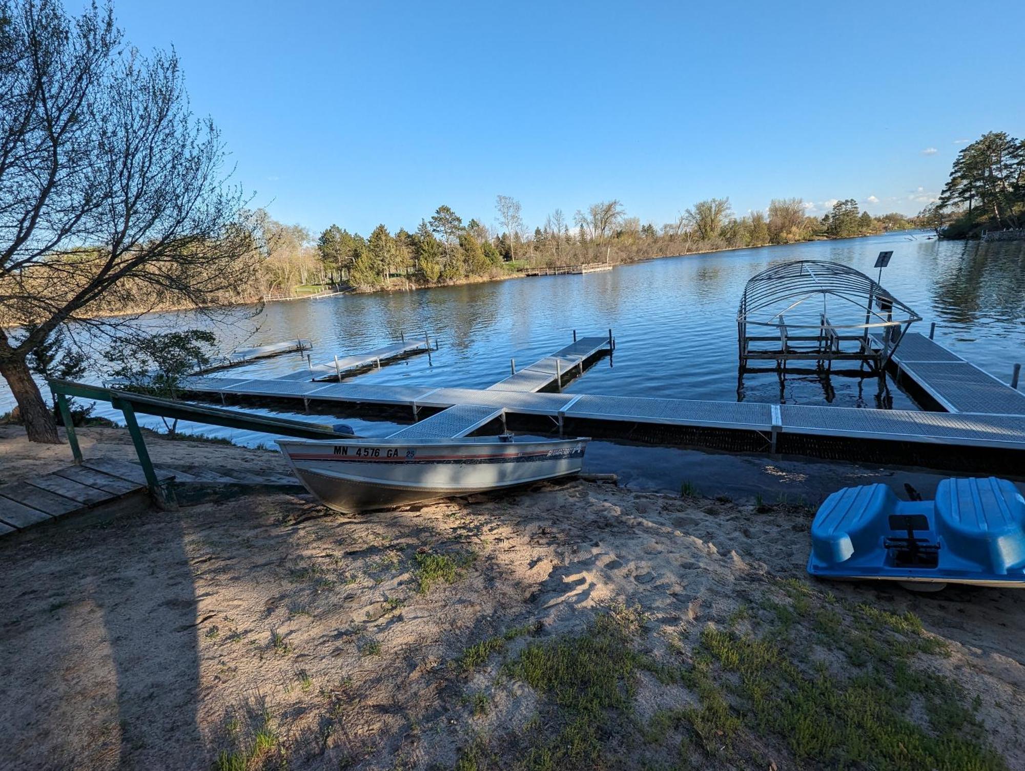Riverside Point Resort Motel Park Rapids المظهر الخارجي الصورة