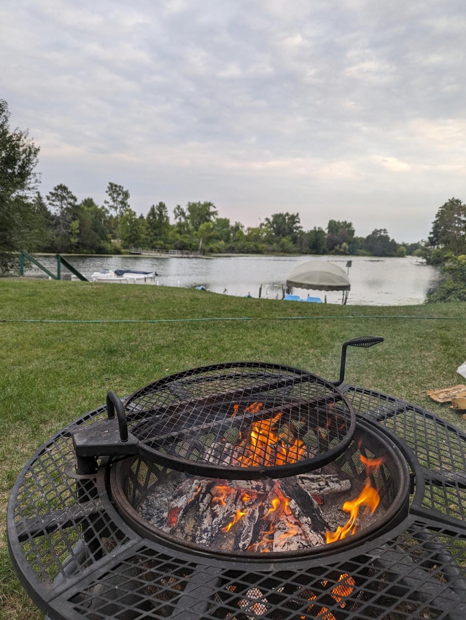 Riverside Point Resort Motel Park Rapids المظهر الخارجي الصورة